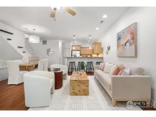 Photo #1: 1045089 Listing