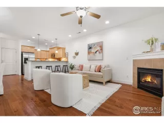 Photo #4: 1045089 Listing