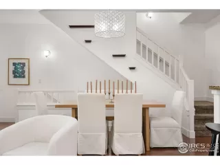 Photo #6: 1045089 Listing