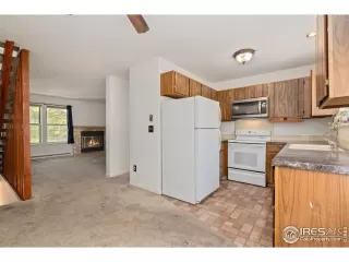 Photo #6: 1045125 Listing