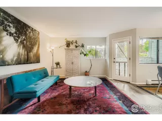 Photo #5: 1045135 Listing