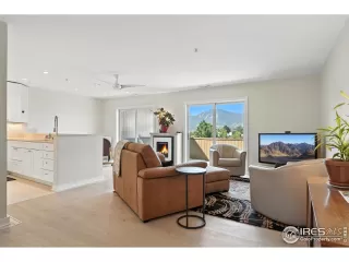 Photo #2: 1045157 Listing