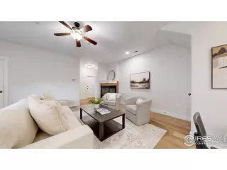 Photo #5: 1045171 Listing