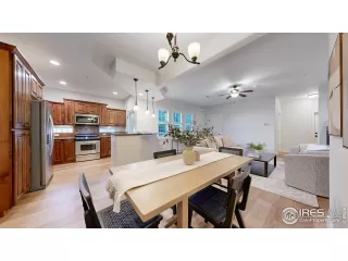 Photo #6: 1045171 Listing