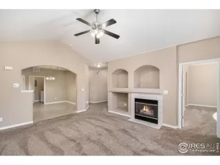 Photo #2: 1045218 Listing