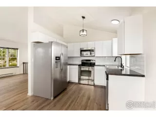 Photo #6: 1045229 Listing 