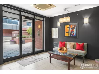 Photo #1: 1045241 Listing