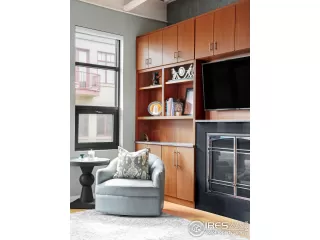 Photo #6: 1045241 Listing