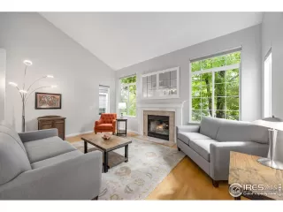 Photo #2: 1045242 Listing 