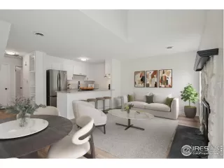 Browse active condo listings in SUNNYVALE