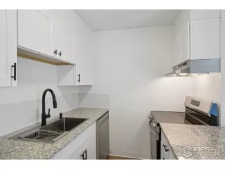 Photo #6: 1045260 Listing 