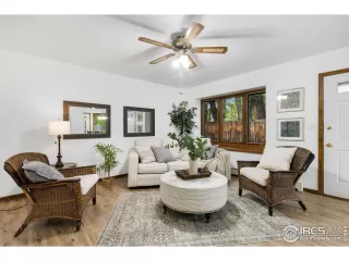 Photo #2: 1045278 Listing