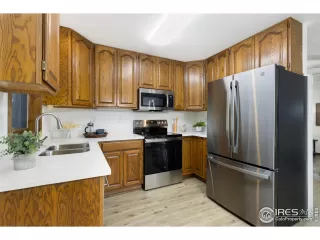 Photo #3: 1045278 Listing