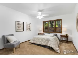 Photo #6: 1045278 Listing