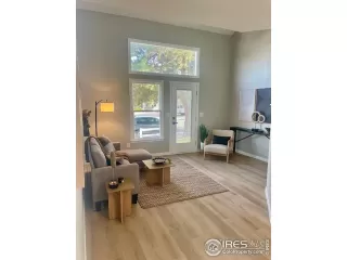 Photo #5: 1045286 Listing 