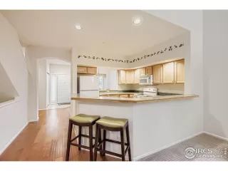 Photo #6: 1045339 Listing 