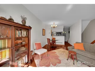 Photo #5: 1045411 Listing 