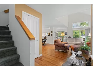 Photo #2: 1045425 Listing 