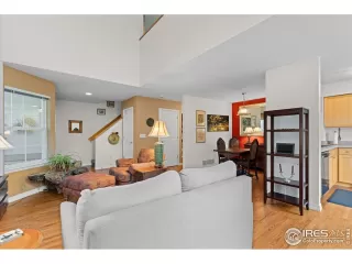 Photo #4: 1045425 Listing 