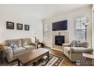 Photo #4: 1045456 Listing