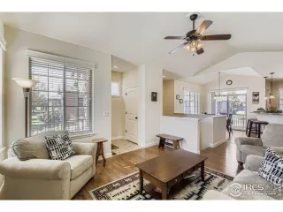 Photo #5: 1045456 Listing