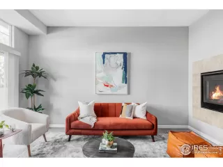 Photo #1: 1045465 Listing