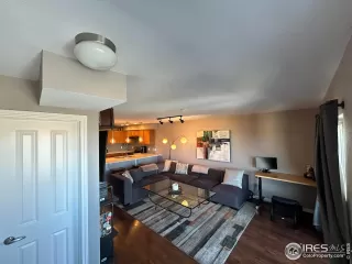 Photo #5: 1045478 Listing 