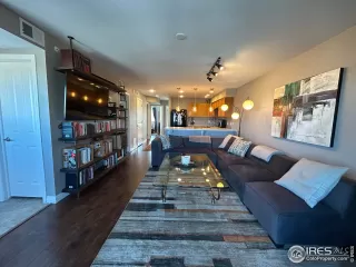 Photo #6: 1045478 Listing 