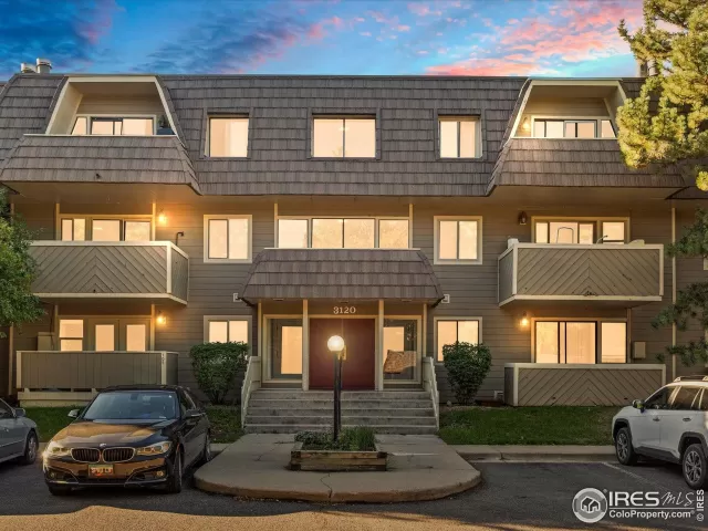 MLS: 1045538 Condo For Sale