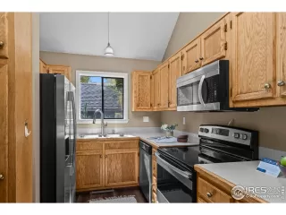 Photo #5: 1045559 Listing 