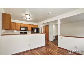 Photo #3: 1045642 Listing 