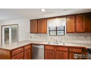 Photo #6: 1045659 Listing 