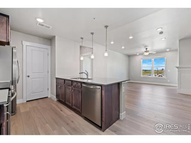 MLS: 1045727 Condo For Sale