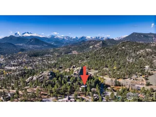 Photo #3: 1045745 Listing