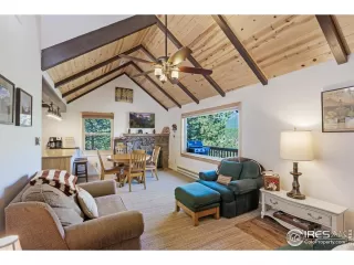 Photo #5: 1045745 Listing