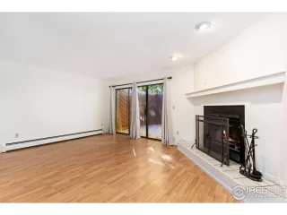 Photo #5: 1045829 Listing 