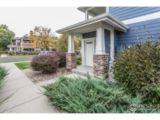 Photo #3: 1045838 Listing