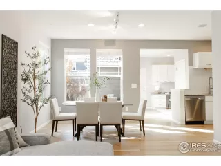 Photo #3: 1045852 Listing