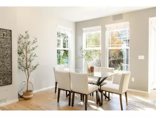 Photo #5: 1045852 Listing