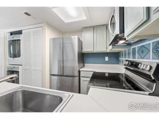 Photo #5: 1045870 Listing 