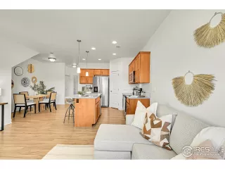 Photo #1: 1045918 Listing 