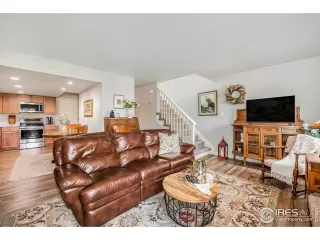 Photo #5: 1045922 Listing 