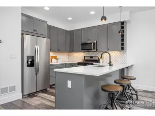 Photo #6: 1045995 Listing 
