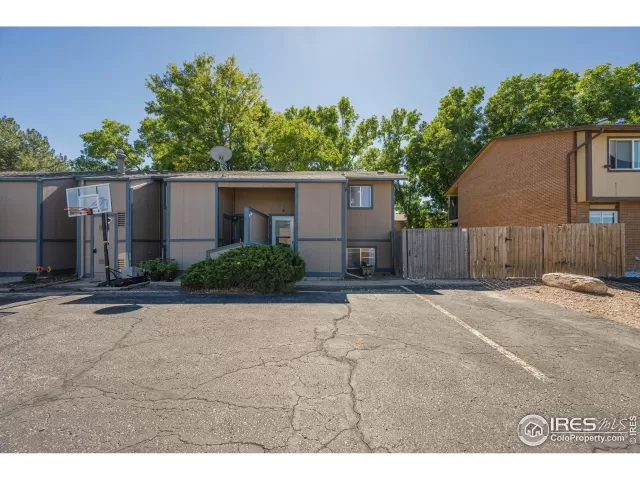 MLS: 1046001 Condo For Sale