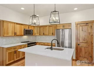 Photo #6: 1046027 Listing 
