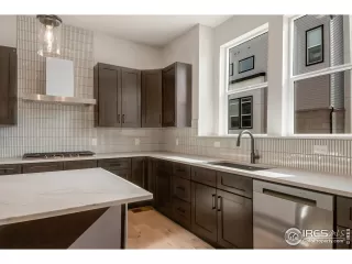 Photo #4: 1046030 Listing 