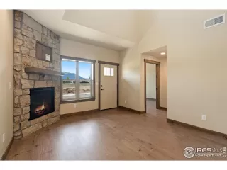 Photo #6: 1046031 Listing 