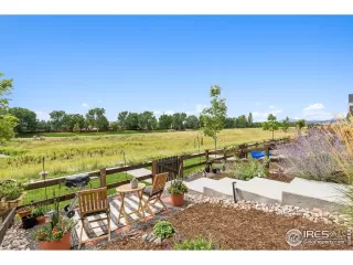 Photo #5: 1046084 Listing 