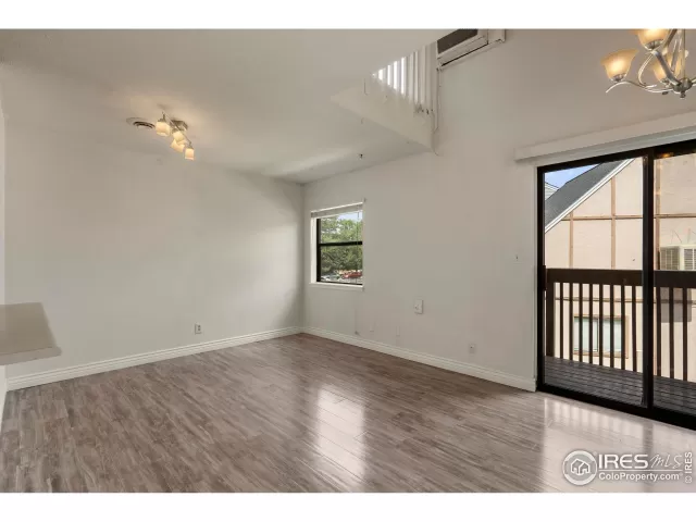 MLS: 1046118 Condo For Sale
