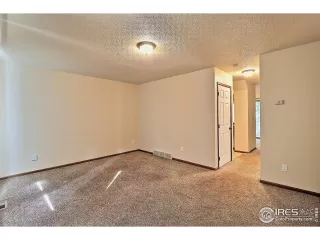 Photo #4: 1046120 Listing 
